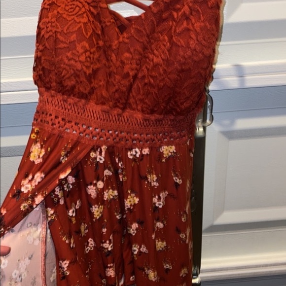 Maxi dress, maxi walk thru dress - Picture 5 of 6